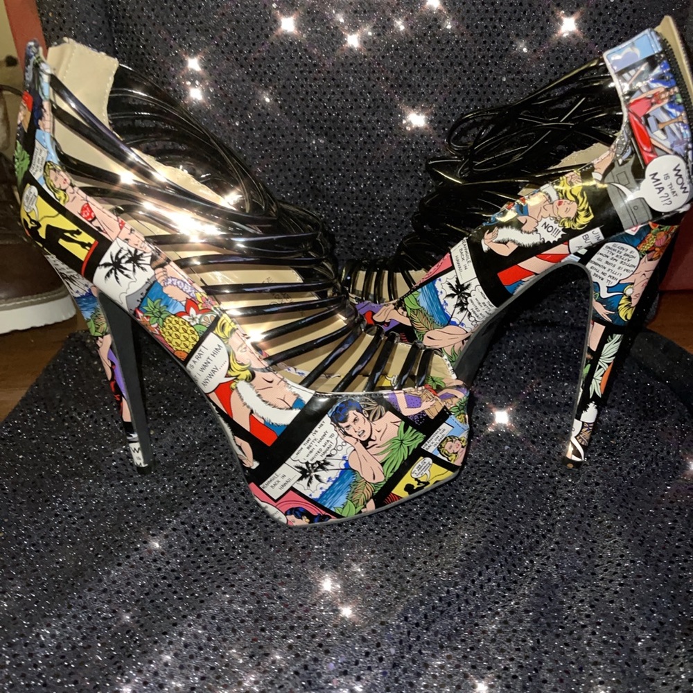 Comic book heels